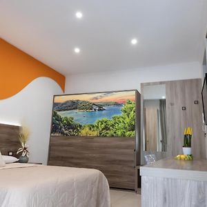 Mary VI Rooms